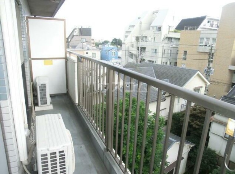 14/20 バルコニー