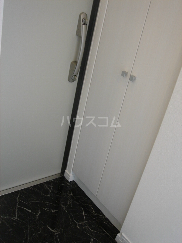 6/16 玄関