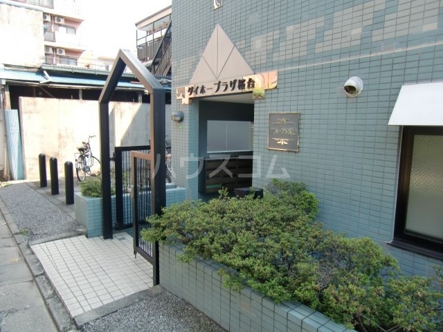 14/14 エントランス