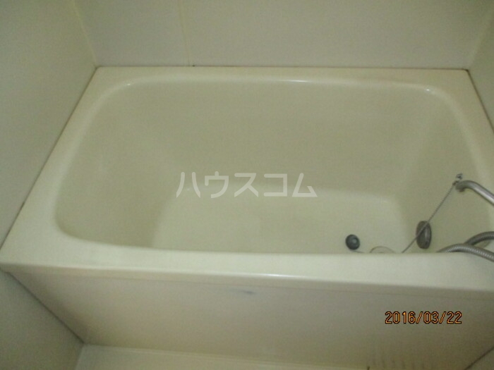 16/30 浴室