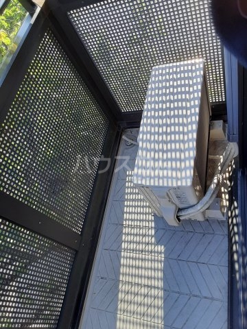 21/30 バルコニー