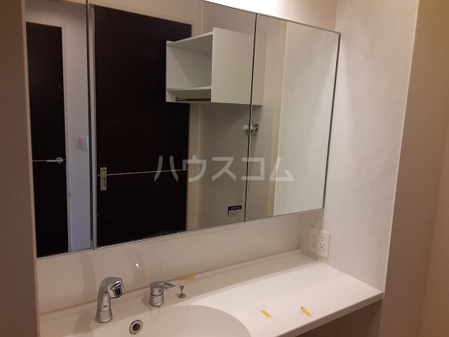 17/30 洗面