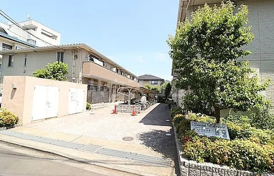2/6 エントランス