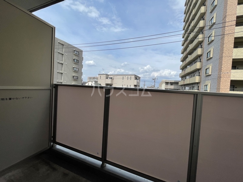 15/18 バルコニー