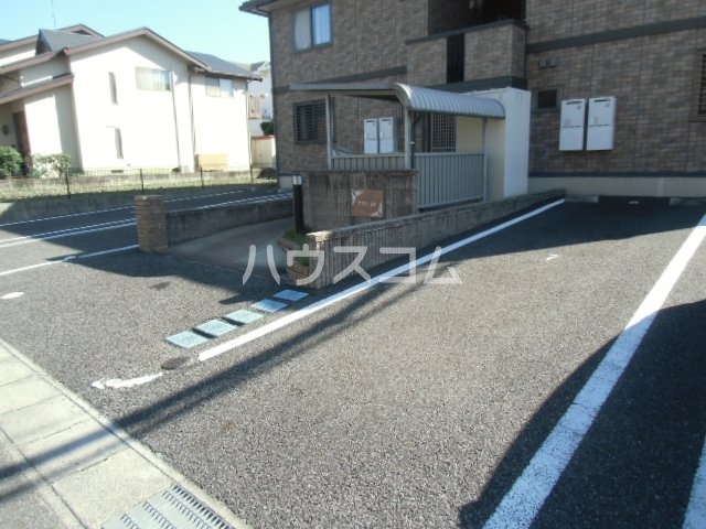 22/30 駐車場