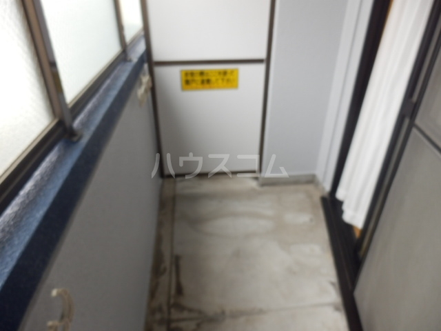 17/28 バルコニー