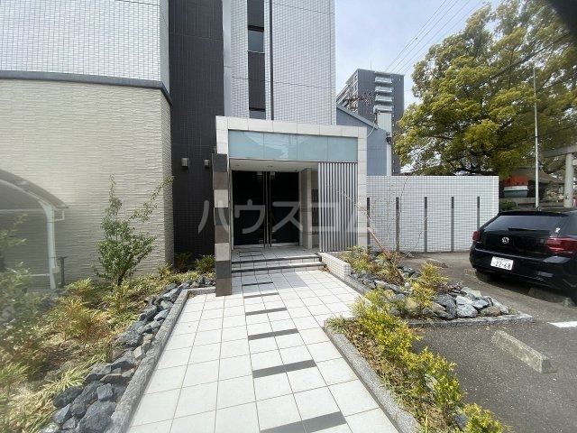 22/29 エントランス