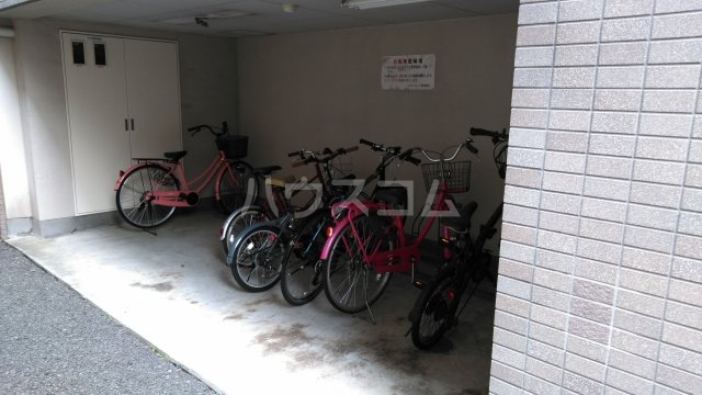 26/30 駐車場