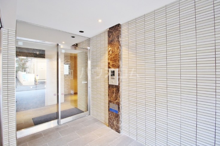 15/25 エントランス