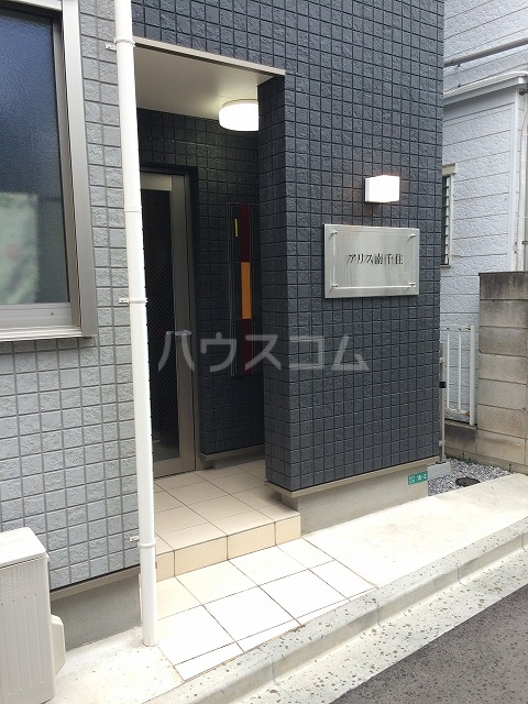 22/30 エントランス