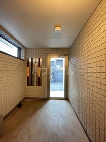 14/15 エントランス