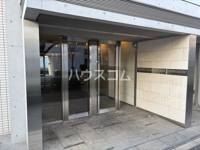 16/17 エントランス