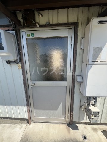 13/30 玄関