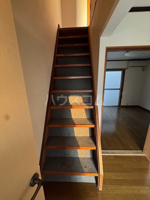 14/30 玄関