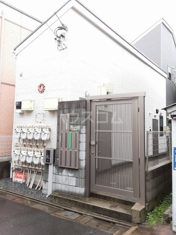 14/23 エントランス