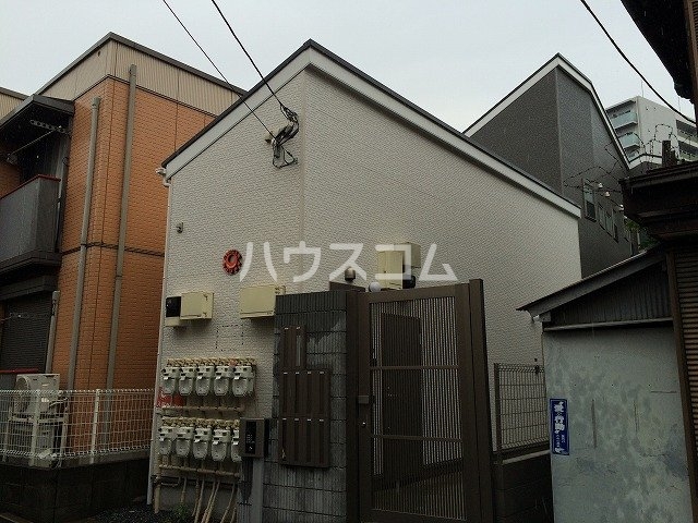 14/23 エントランス