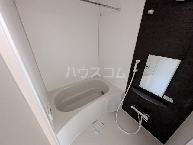 17/30 浴室