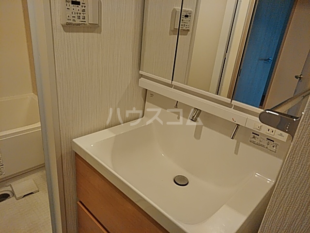 20/30 洗面