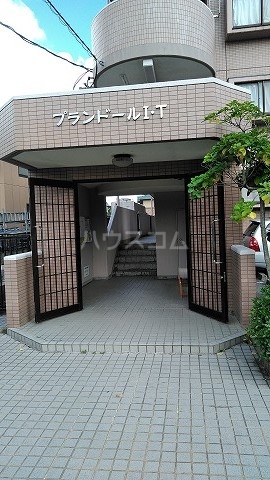 16/22 エントランス