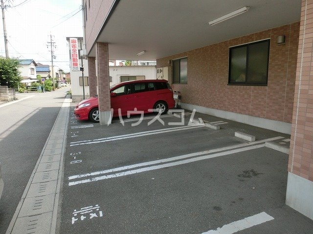 8/15 駐車場