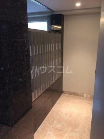 2/8 エントランス