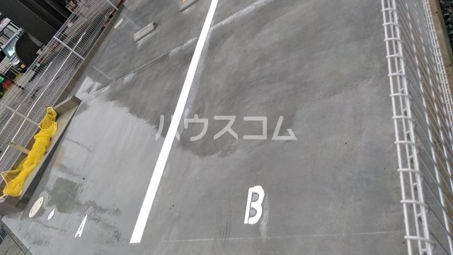 15/23 駐車場