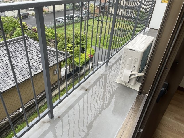 20/30 バルコニー