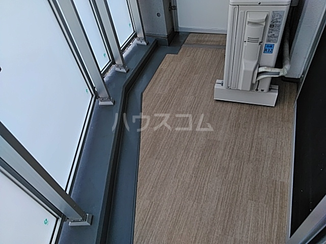 23/30 バルコニー