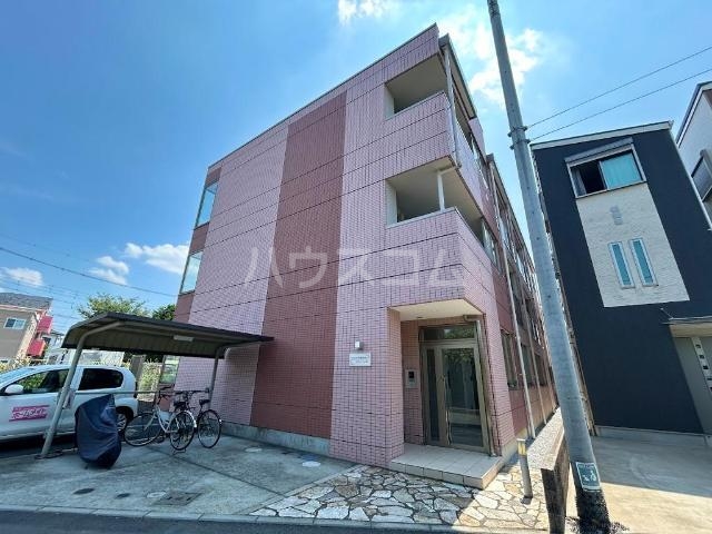 21/27 エントランス