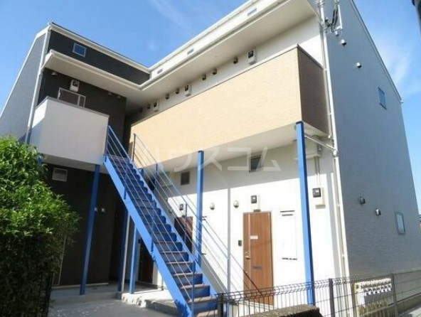 16/25 エントランス