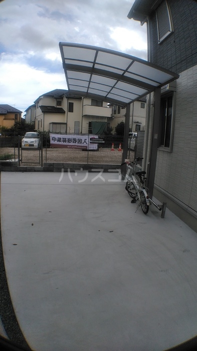 2/5 駐車場