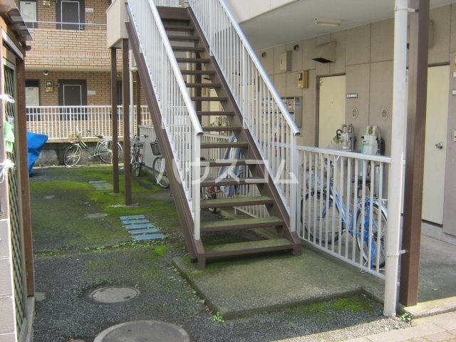 13/21 エントランス