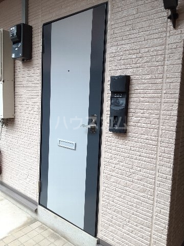 21/28 エントランス