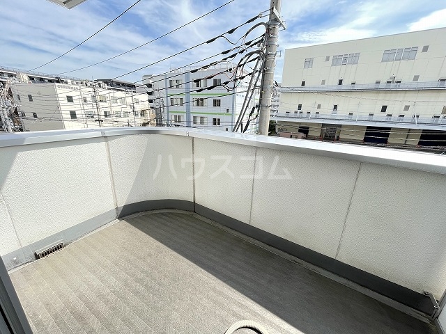 15/27 バルコニー