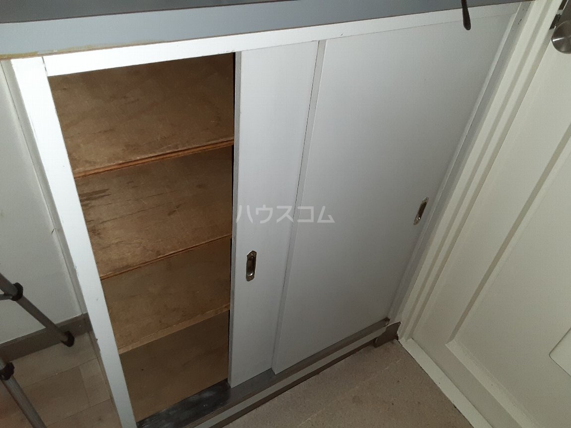 18/28 バルコニー