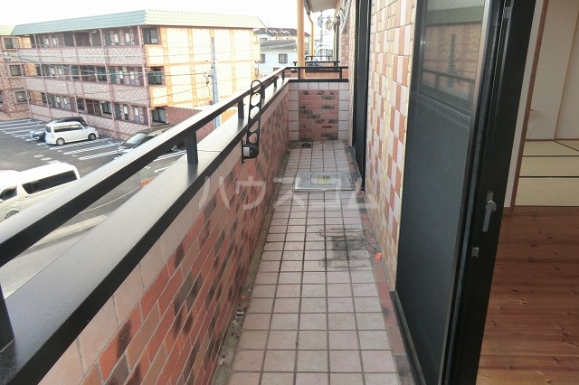 15/22 バルコニー