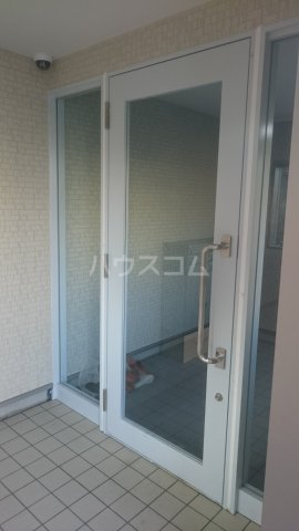 14/23 エントランス
