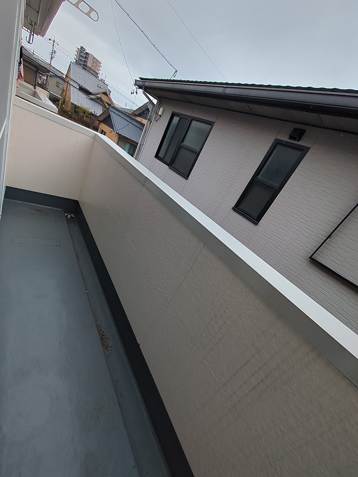 13/22 バルコニー