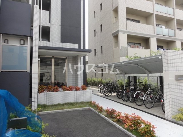 22/29 エントランス