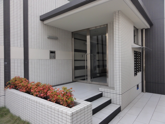 3/10 エントランス