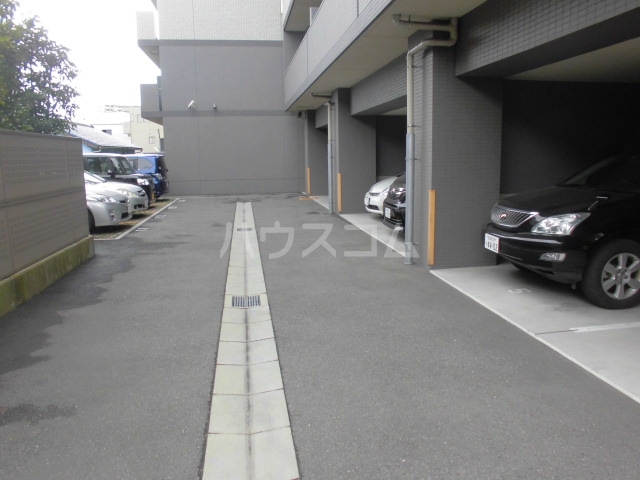 21/29 駐車場