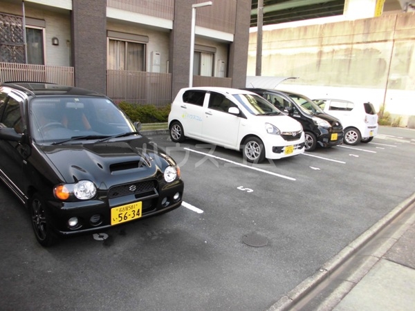 3/5 駐車場