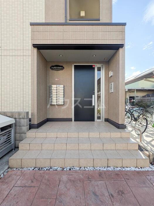 16/24 エントランス