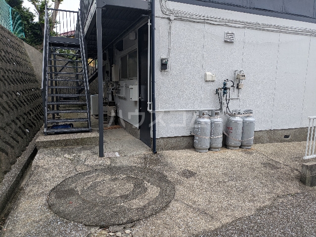 20/22 エントランス