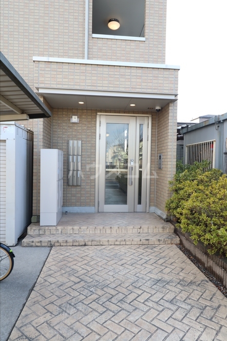 16/24 エントランス