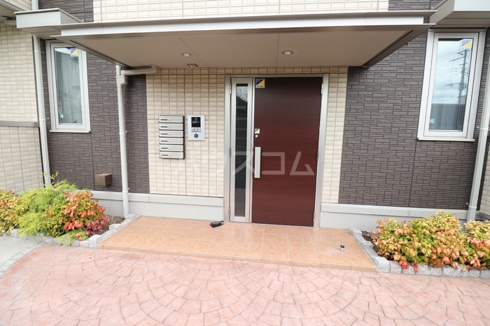 15/25 エントランス