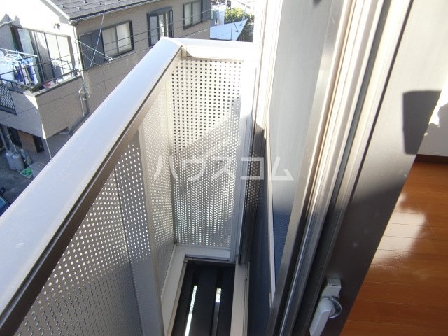 20/30 バルコニー