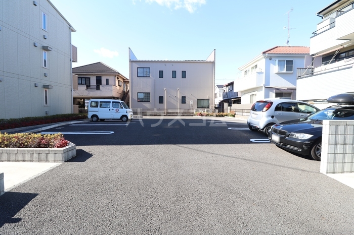 2/11 駐車場