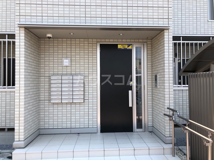 20/30 エントランス