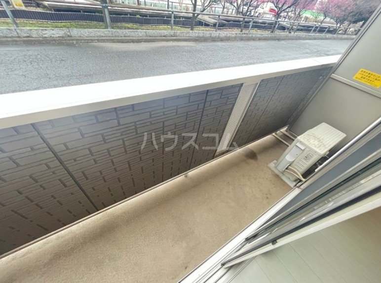 16/20 バルコニー